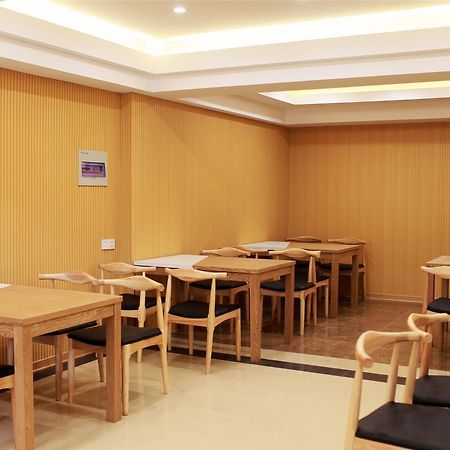 Greentree Inn Shandong Jinan Daming Lake Business Hotel Екстериор снимка