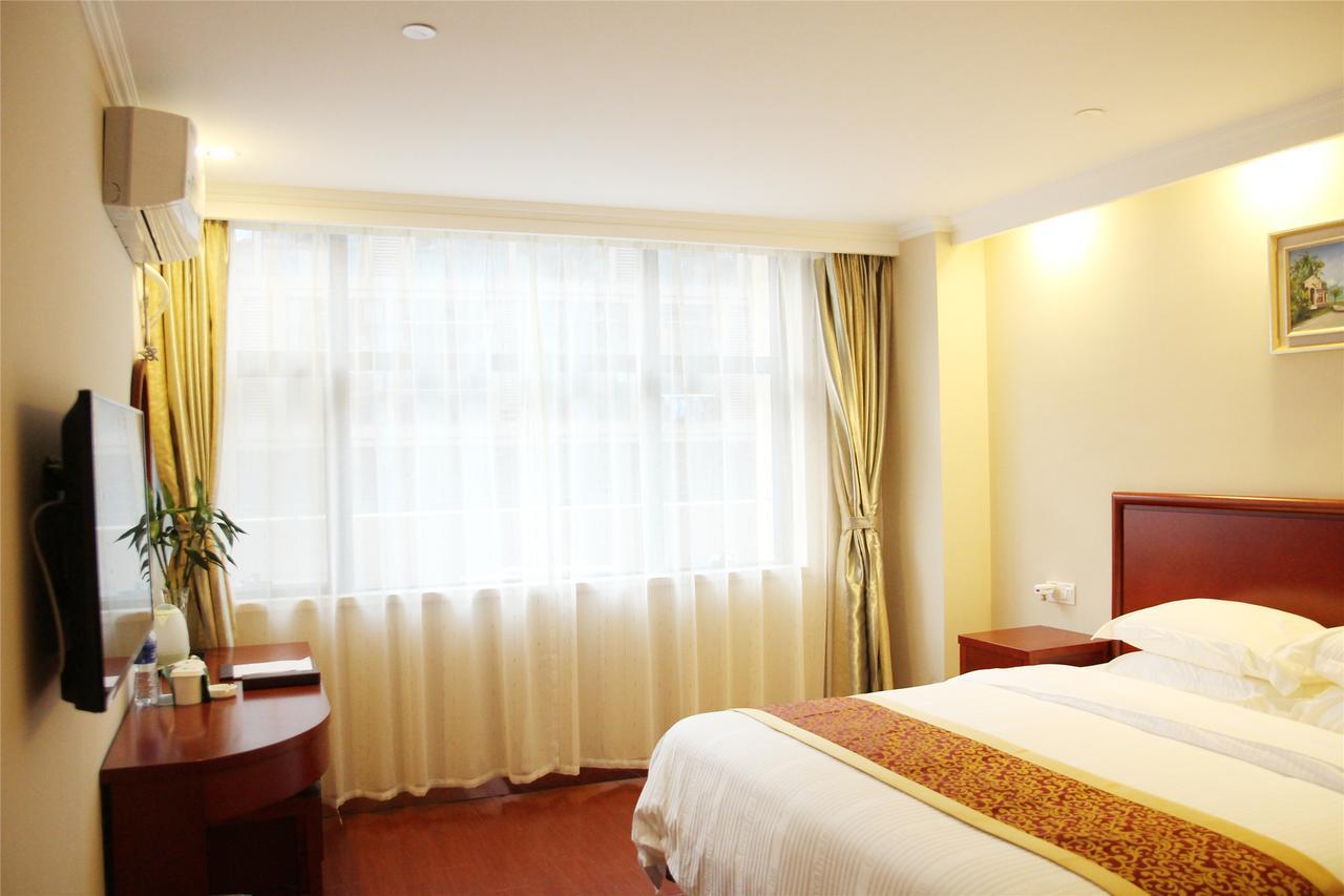 Greentree Inn Shandong Jinan Daming Lake Business Hotel Екстериор снимка