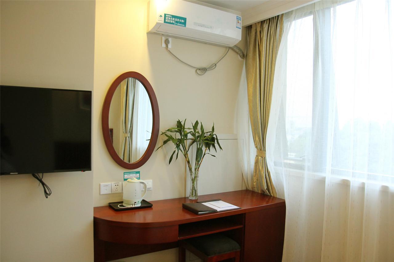 Greentree Inn Shandong Jinan Daming Lake Business Hotel Екстериор снимка