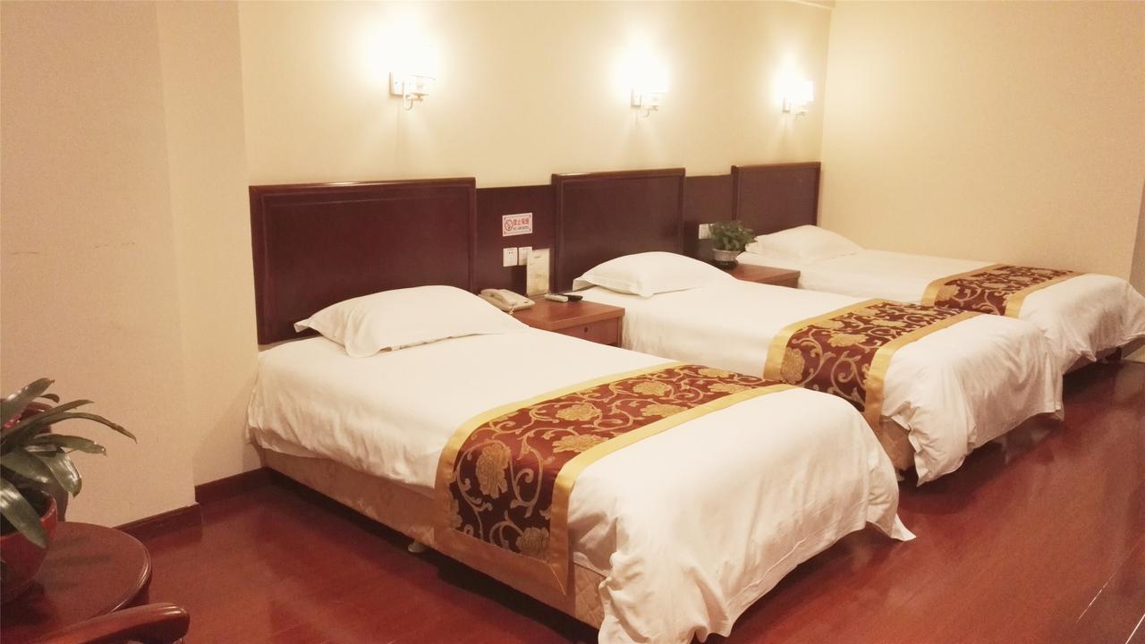 Greentree Inn Shandong Jinan Daming Lake Business Hotel Екстериор снимка