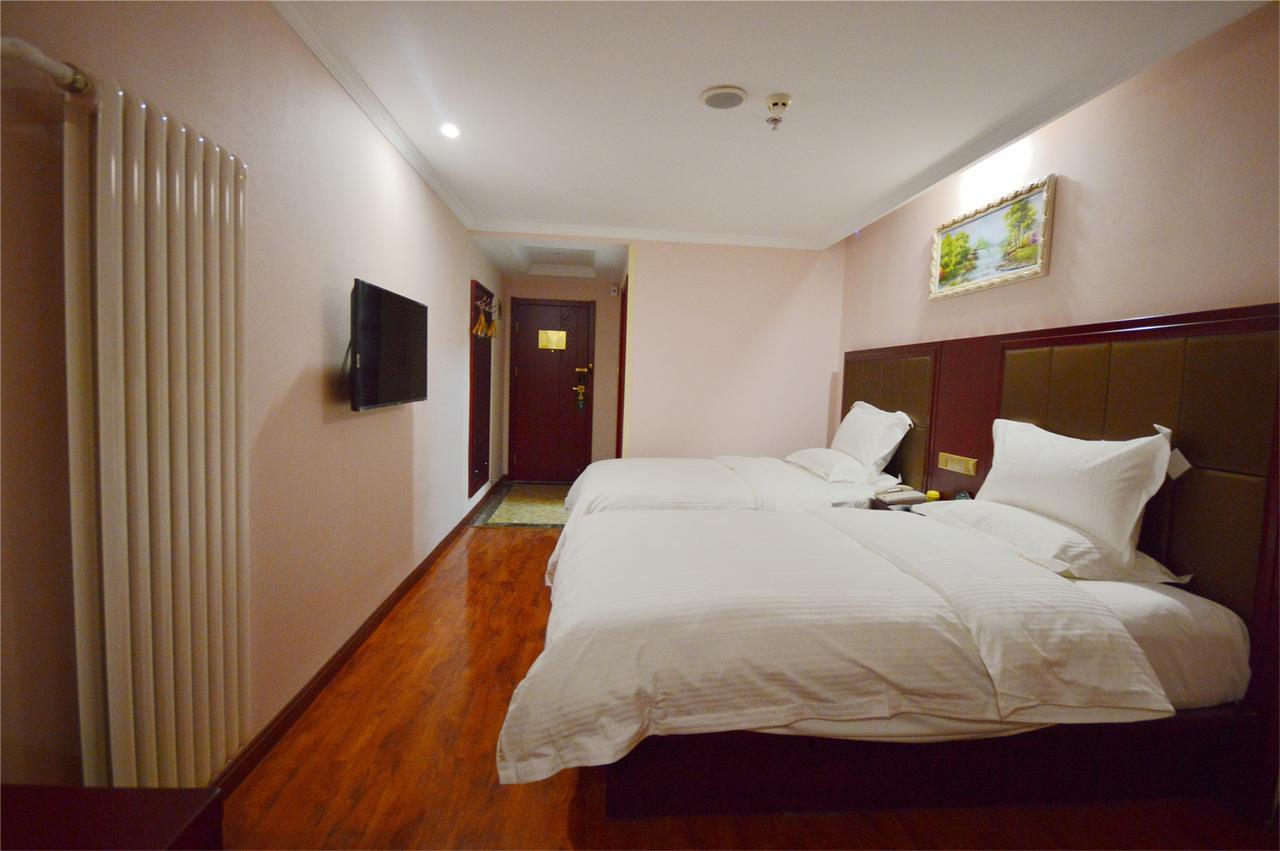 Greentree Inn Shandong Jinan Daming Lake Business Hotel Екстериор снимка